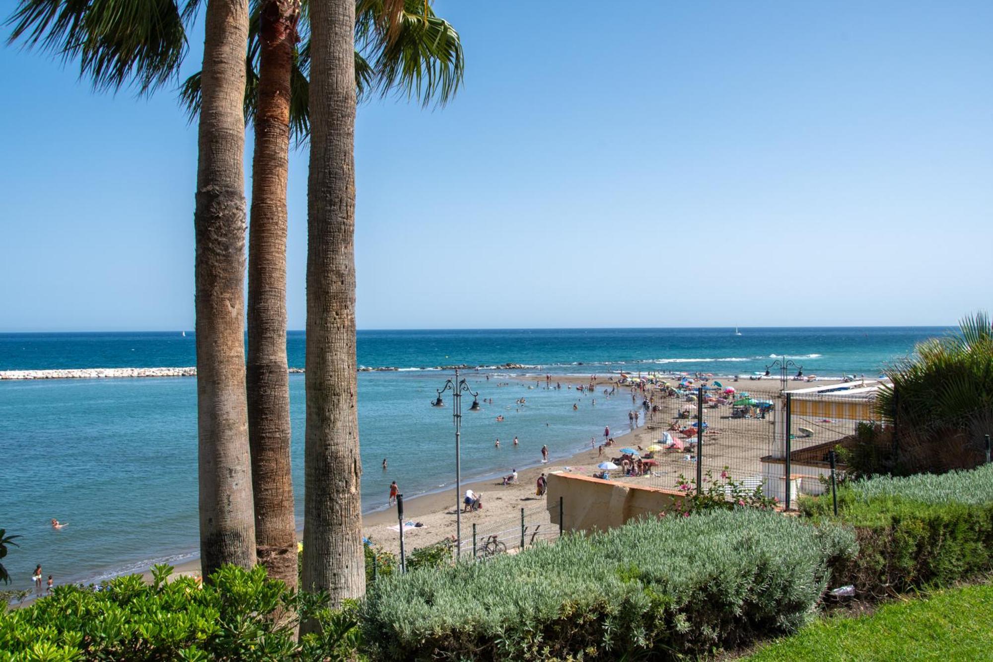 Stunning Beachfront With Sea Views * Benalmadena