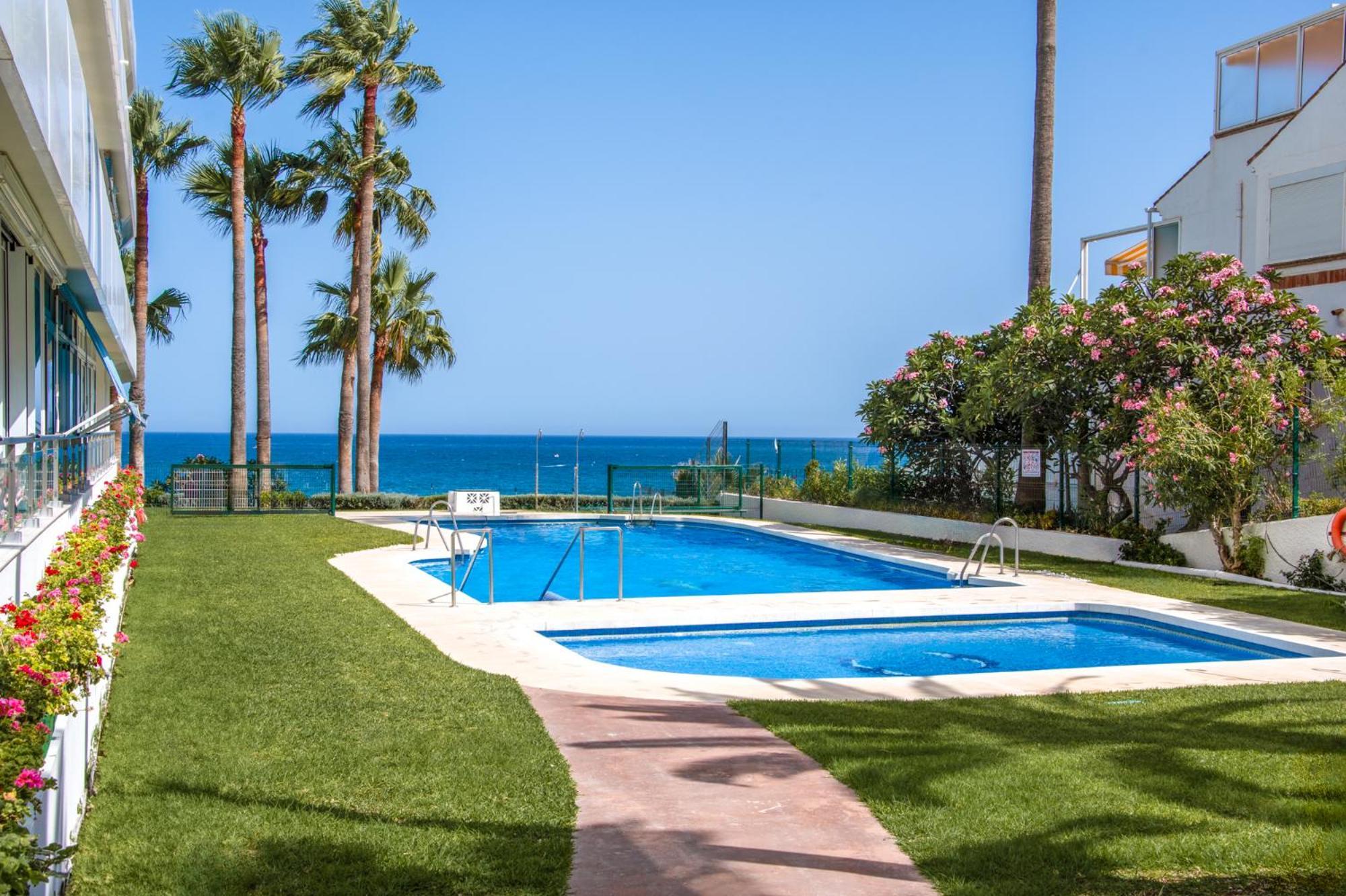 Stunning Beachfront With Sea Views *