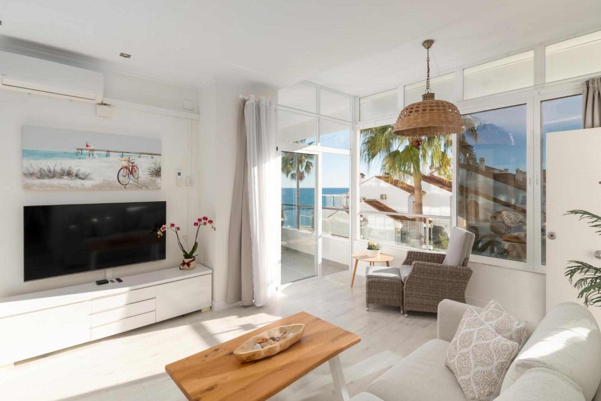 Stunning Beachfront With Sea Views * Benalmadena