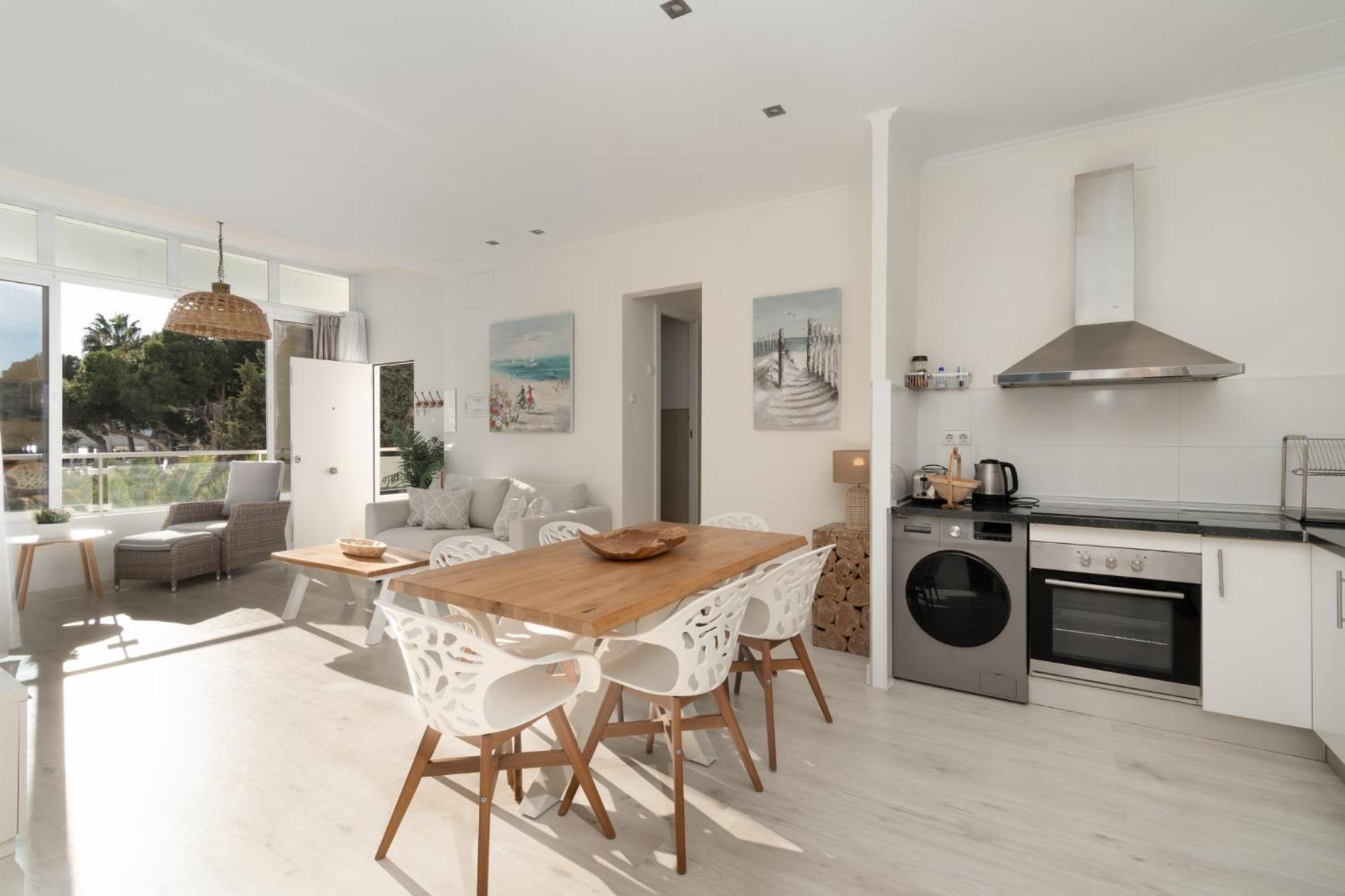 Stunning Beachfront With Sea Views Appartement Benalmádena